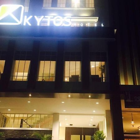 Kytos Hotel Bandung Extérieur photo