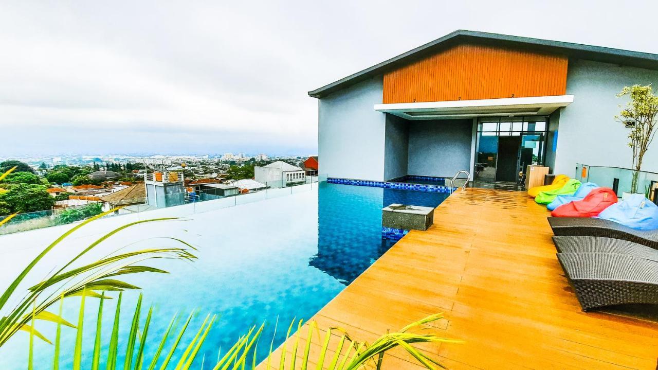 Kytos Hotel Bandung Extérieur photo