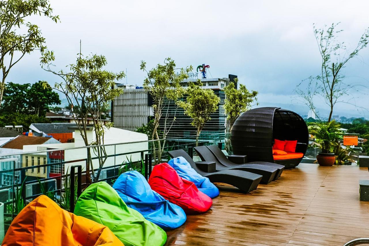 Kytos Hotel Bandung Extérieur photo