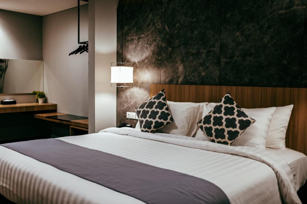 Kytos Hotel Bandung Extérieur photo