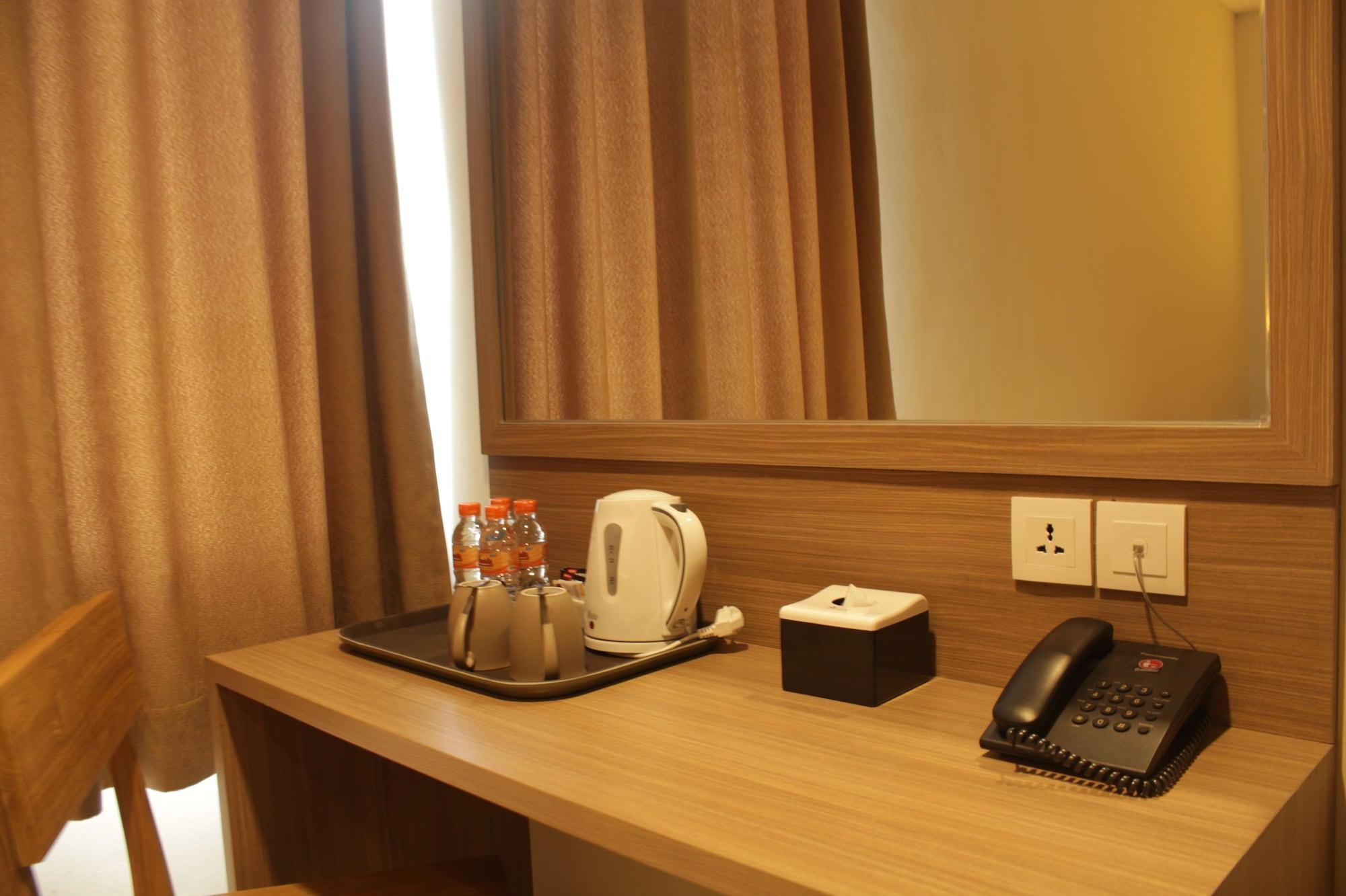 Kytos Hotel Bandung Extérieur photo