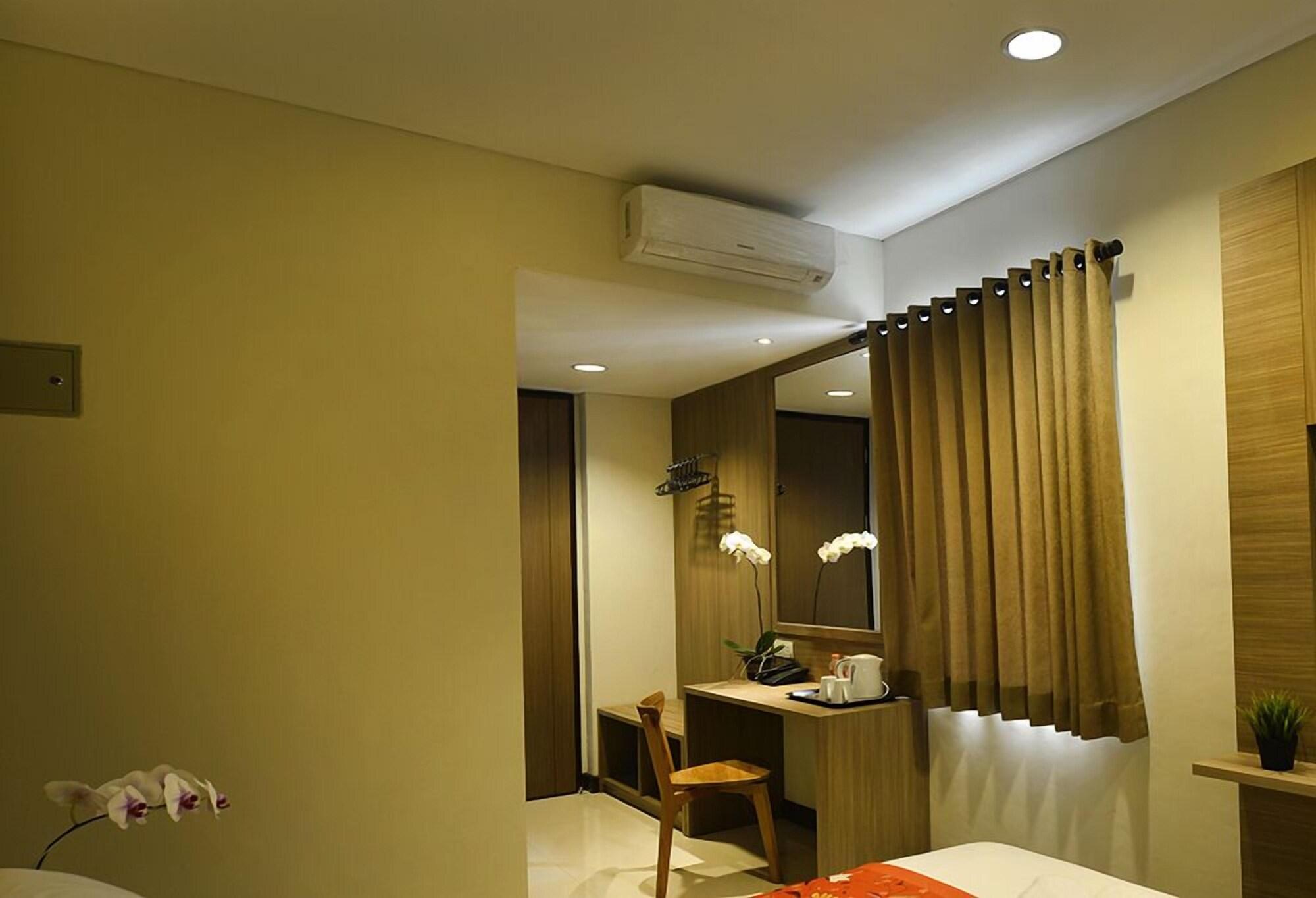 Kytos Hotel Bandung Extérieur photo