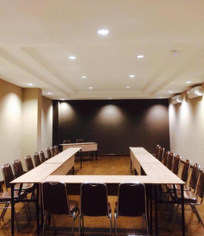Kytos Hotel Bandung Extérieur photo