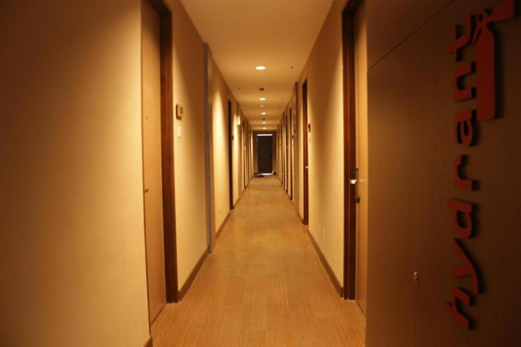 Kytos Hotel Bandung Extérieur photo